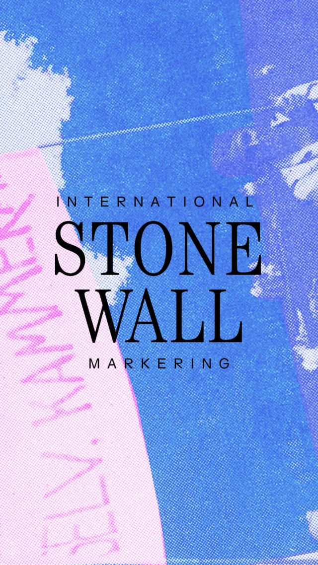 Glædelig Stonewall Dag!
 
I mange år fejrede vi også i Danmark LGBT+ bevægelsen på netop denne dato, hvor optøjerne ved baren Stonewall i 1969 tændte ild til den moderne bevægelse. Til markeringen i Fælledparken i dag for præcis 50 år siden spillede Bent Jacobsen nogle af sine (på tidspunktet) nyudgivet sange fra pladen “Bøsse”. En plade som i tiden blev kaldt “Danmarks farligste plade”. Vi har fundet kassettebåndsoptagelser frem fra dagen - så du kan høre lyden af vaskeægte homohistorie i dagens anledning!